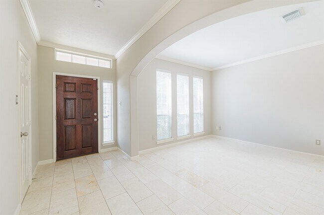 Building Photo - 20314 Nellie Gail Trail Ln