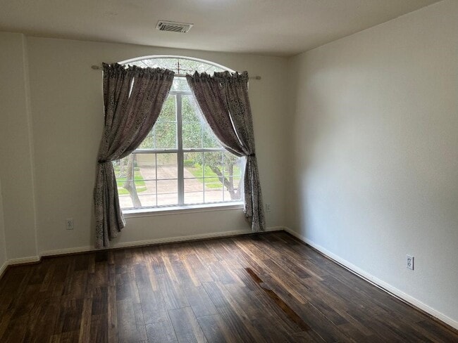 Building Photo - 25210 Spring Iris Ln