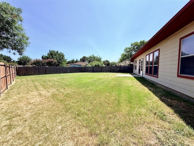 Building Photo - 1412 La Mirada