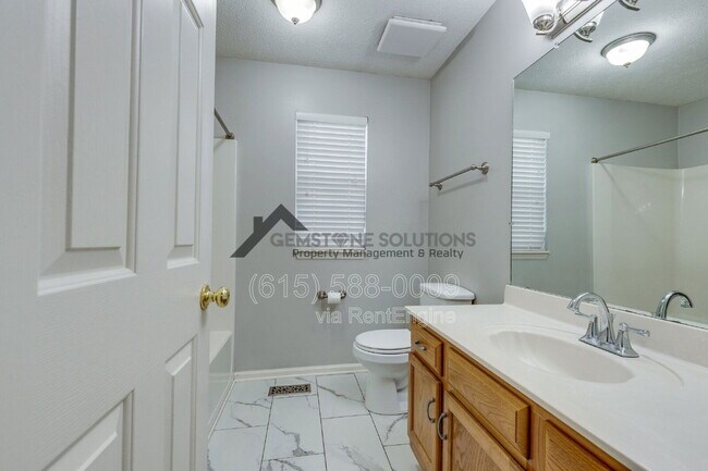 Building Photo - 2214 Falcon Creek Dr