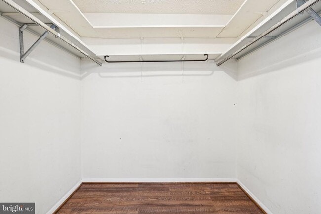 Building Photo - 115 S Dickenson Ave