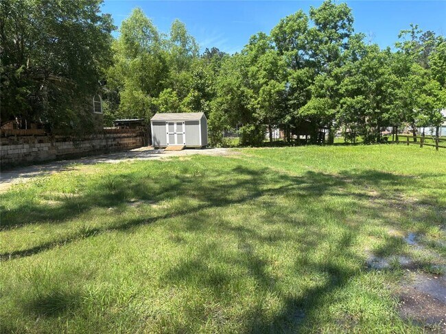 Building Photo - 214 County Rd 3313