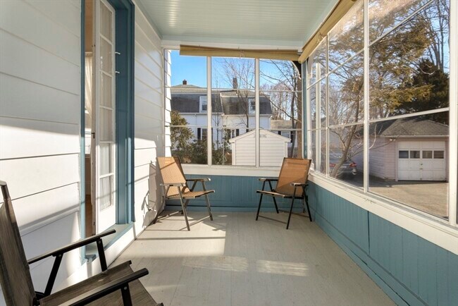 Building Photo - 128 Woburn St