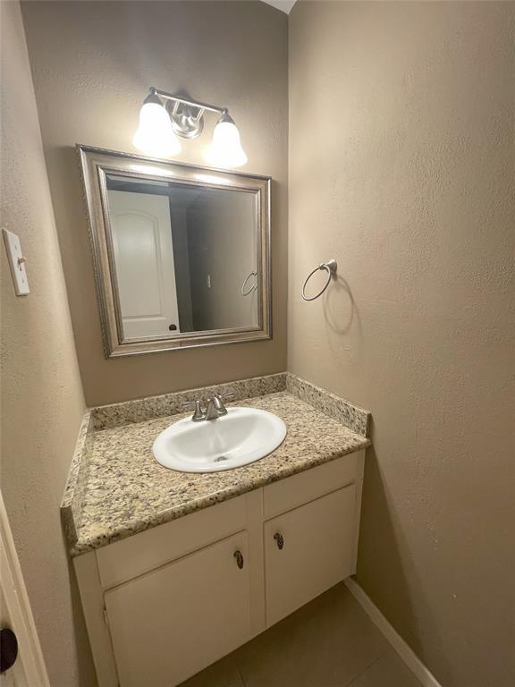 Building Photo - 13278 Trail Hollow Dr