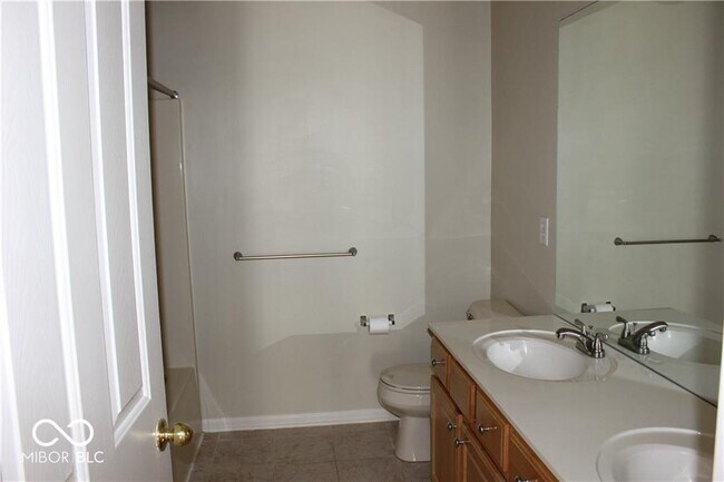 Building Photo - 5622 Blackfoot Trail