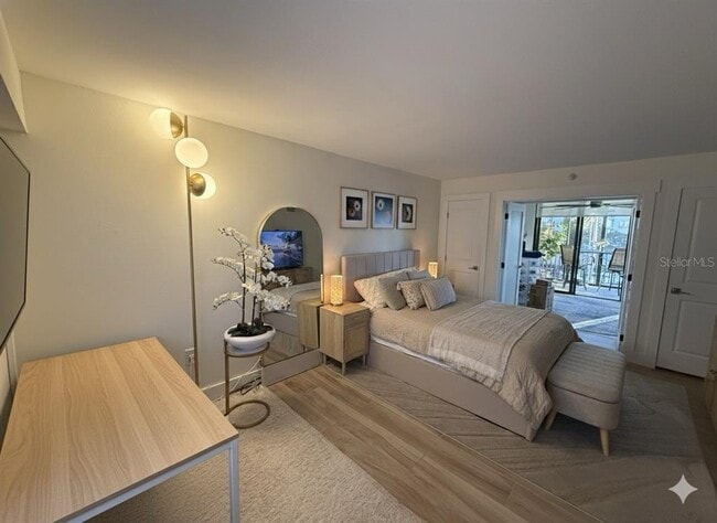 Building Photo - 11 Sunset Dr