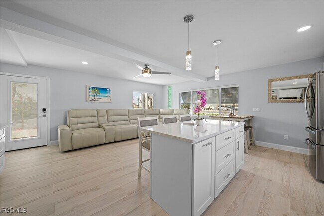 Building Photo - 6151 Estero Blvd