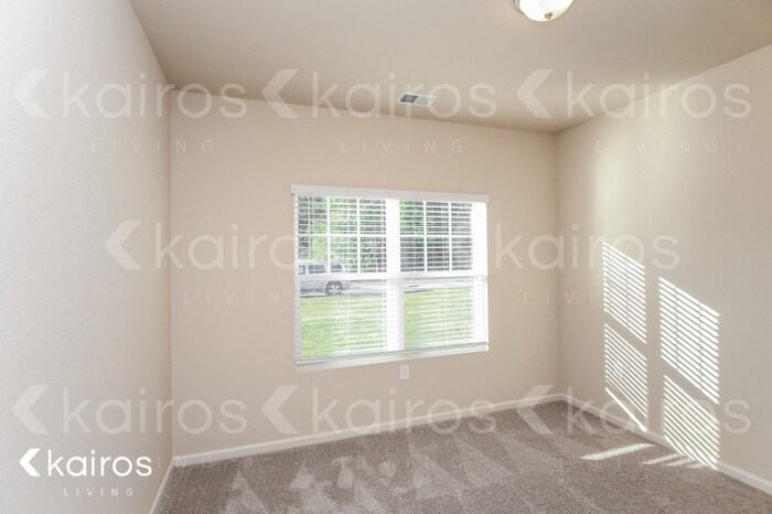 Building Photo - 18532 Wiregrass Dr