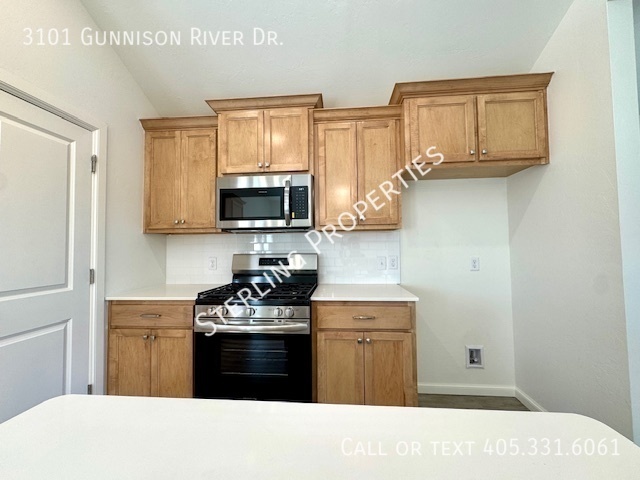 Building Photo - 3101 Gunnison River Dr