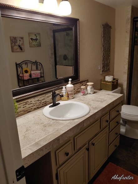 Building Photo - 2783 E Lookout Dr