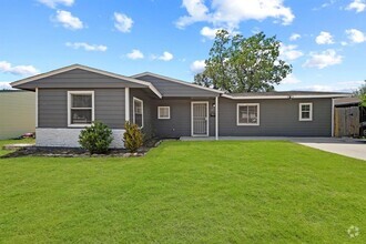Building Photo - 5210 Balkin St
