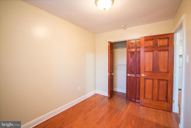 Building Photo - 1124 Passyunk Ave