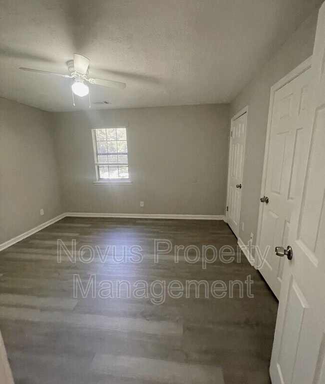 Building Photo - 645 South St