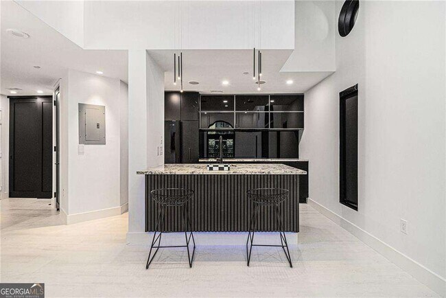 Building Photo - 199 14th St NE