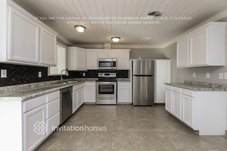 Building Photo - 309 W Palo Verde St