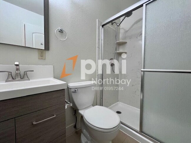 Building Photo - 1977 Woodglen Ln