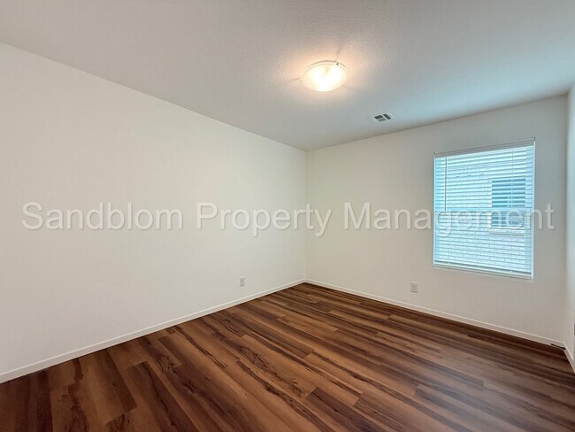 Building Photo - For Lease | Bixby | Available Now!