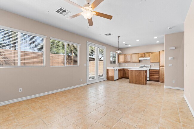 Building Photo - NW!! GATED!! Playground!!!Low maintenance ...