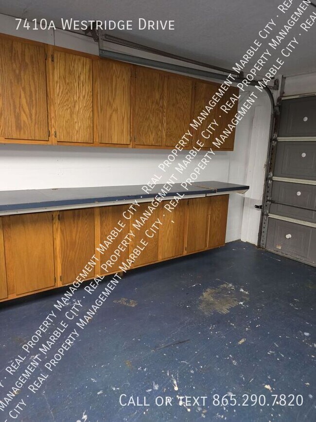 Building Photo - 7410 Westridge Dr