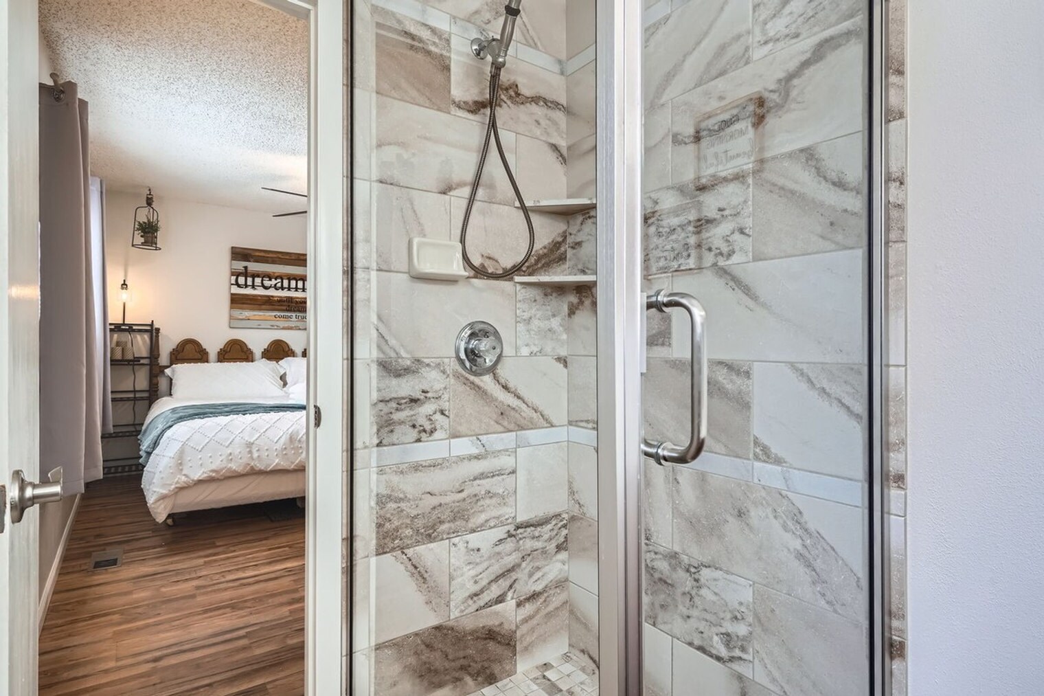 Building Photo - 10968 Jay St