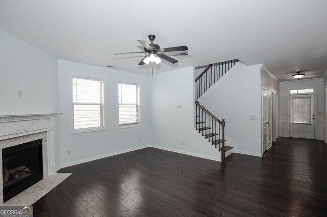 Building Photo - 438 Privet Cir