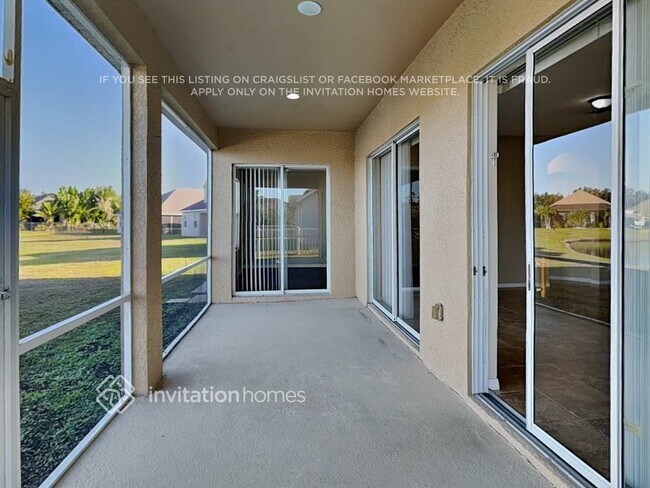 Building Photo - 2325 125th Dr E