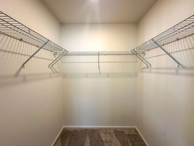 Building Photo - Painted Prairie 3bd 2.5ba paired house by DIA!