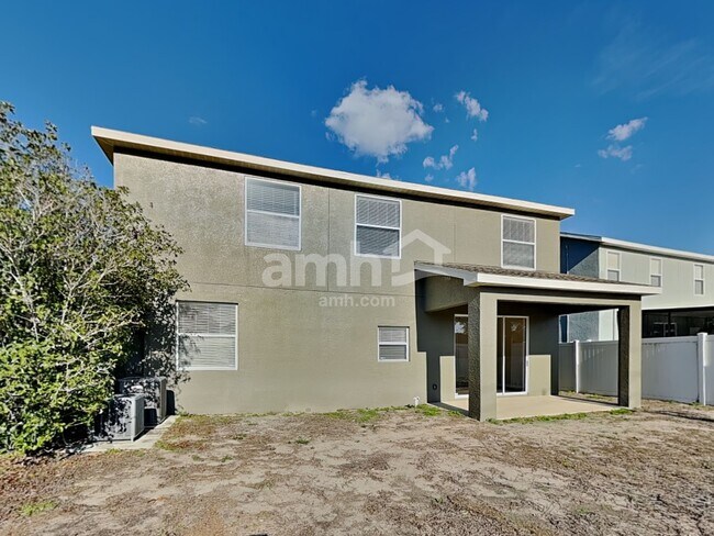 Building Photo - 11114 Creek Haven Dr