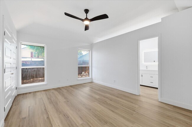 Building Photo - 8812 Sabinas Trail