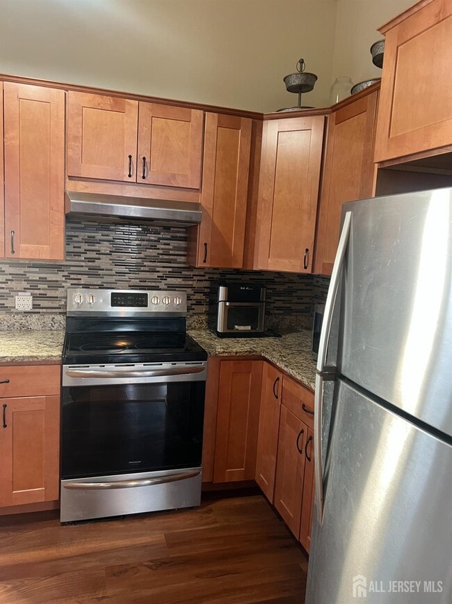 Building Photo - 9/11 New St