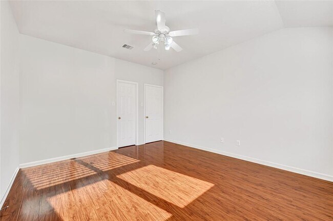 Building Photo - 10823 Coral Garden Ln