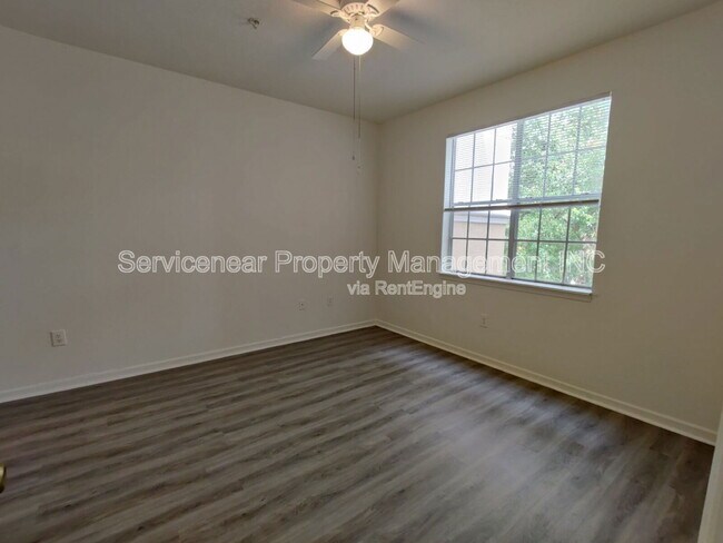 Building Photo - 17104 Carrington Park Dr