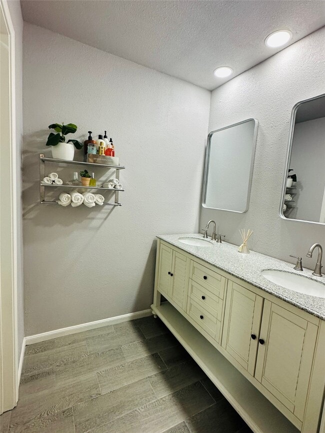 Building Photo - 19834 Arrowsmith Dr