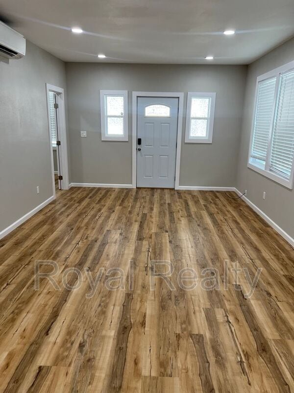 Building Photo - 1450 Ke’eaumoku St