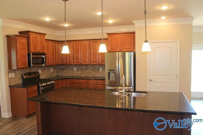 Building Photo - 441 E Mossyleaf Dr SW