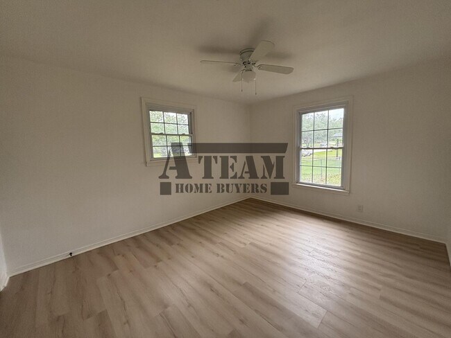 Building Photo - Charming Fully Remodeled 2 Bedroom 1 Bath Athens