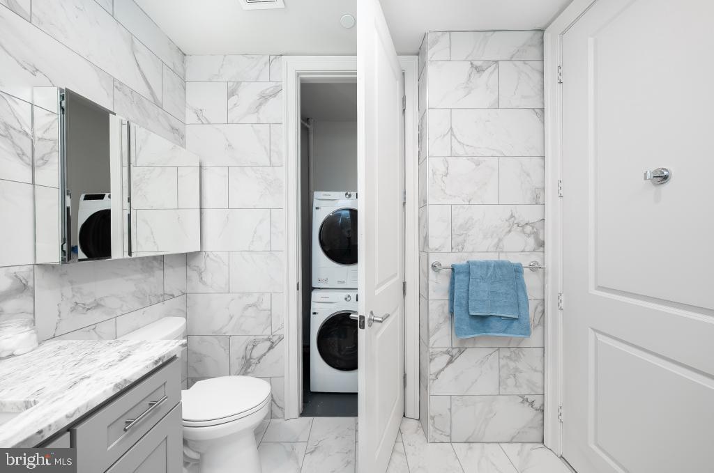 Building Photo - 1801 Market St