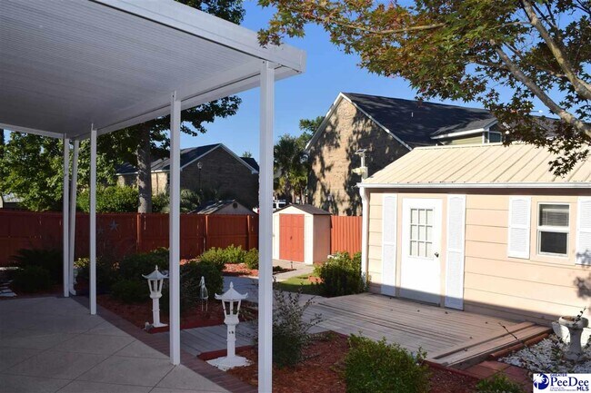 Building Photo - 2213 Avington Ct