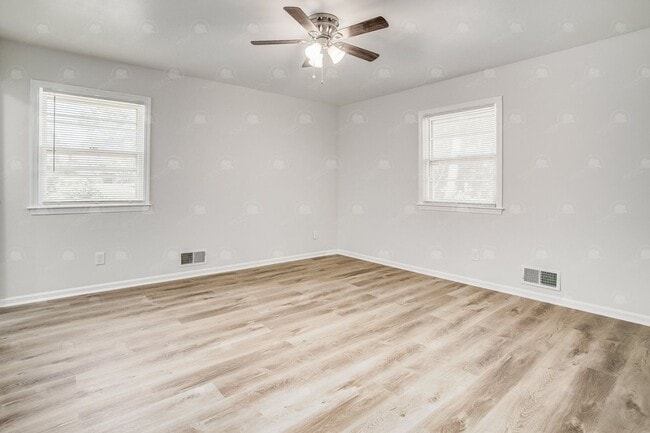 Building Photo - 8435 E 56th Terrace