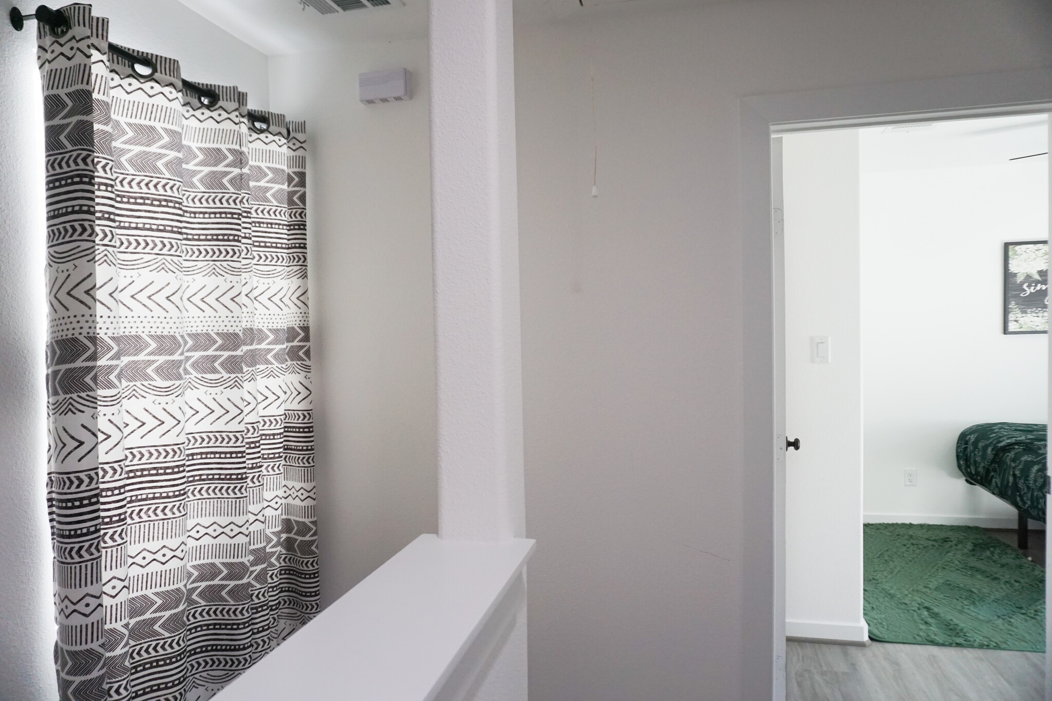 Building Photo - 8724 Peachtree St