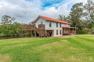 Building Photo - 431 Shady Oaks Harbor Rd