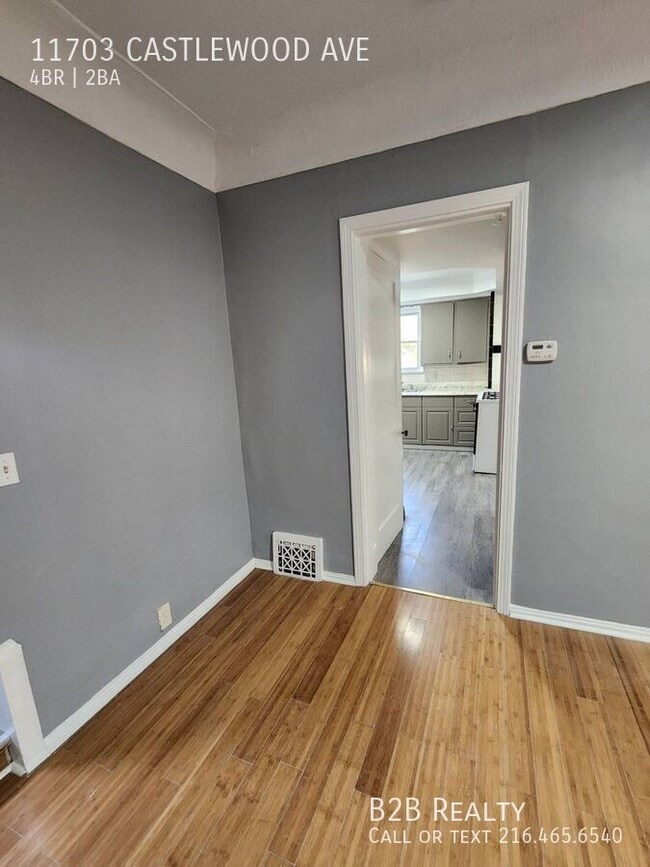 Building Photo - 11703 Castlewood Ave