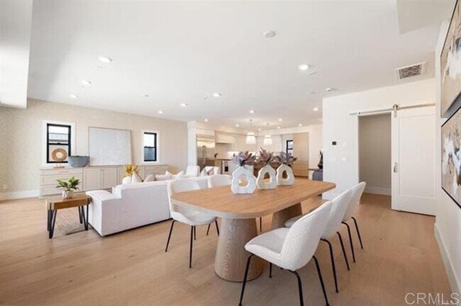 Building Photo - 3755 Adams St