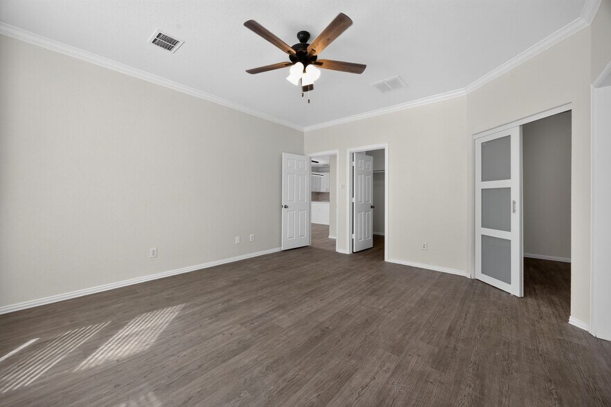 Building Photo - 1521 Stanford Dr