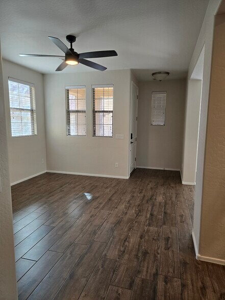 Living Room - 5346 W Chisum Trl