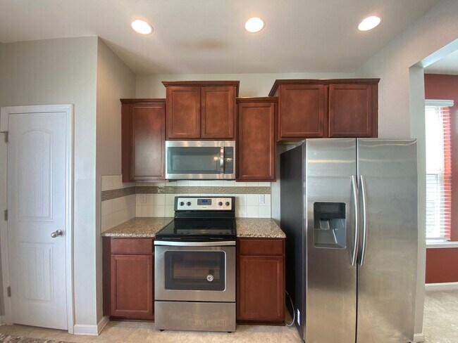 Building Photo - 35 S Grey Abbey Dr