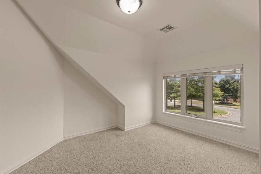 Building Photo - 4902 S 165th East Ave