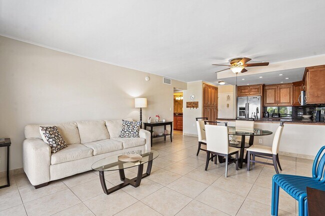Building Photo - 550 Bayshore Dr