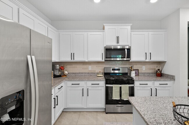 Building Photo - 33 Coastline Wy