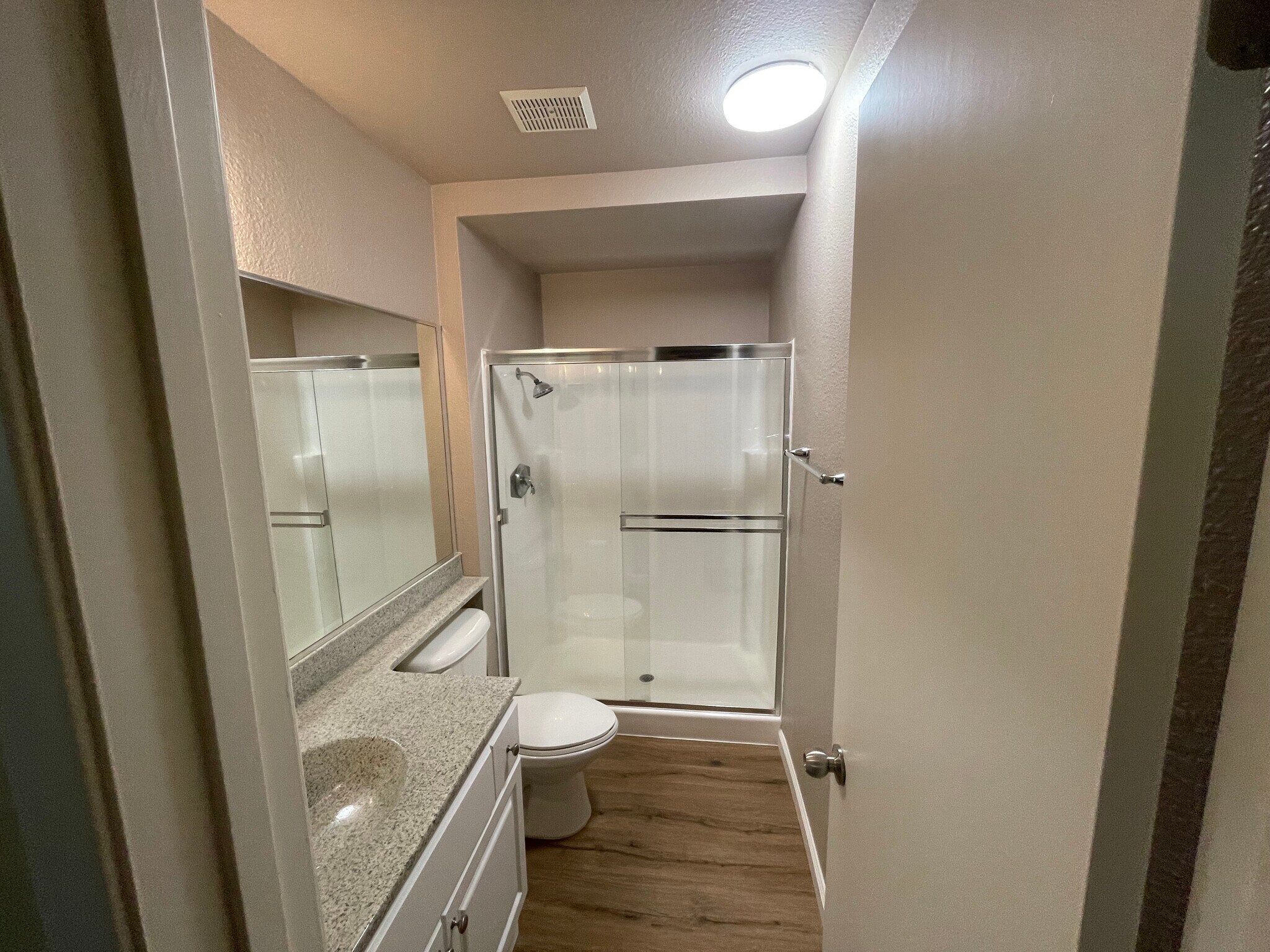 Master Bathroom 2 - 6911 Alvarado Rd